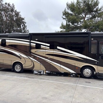 Thumbnail of RV