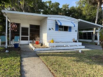 Thumbnail of mobile home