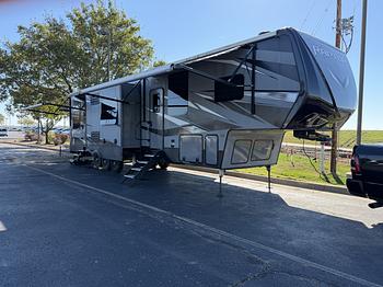 Thumbnail of RV