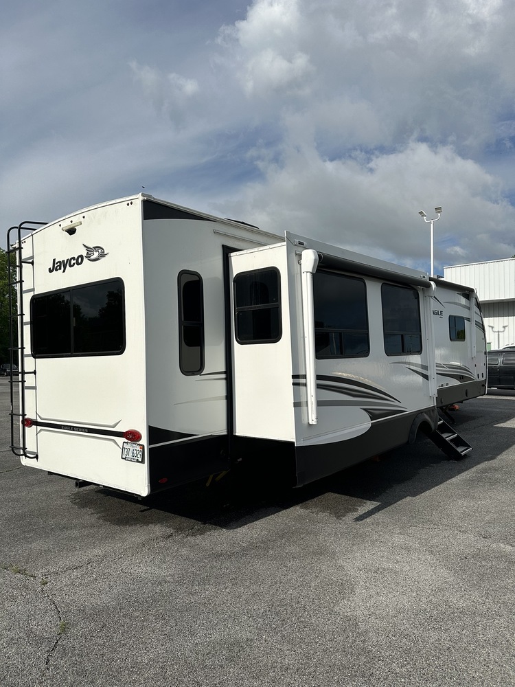 Photo of Rv