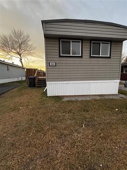 Thumbnail of mobile home