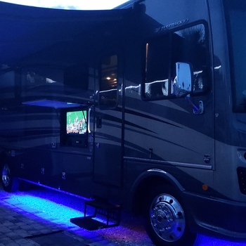 Thumbnail of RV