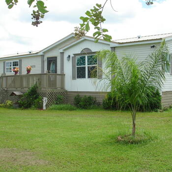 Thumbnail of mobile home