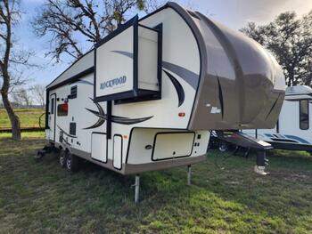 Thumbnail of RV