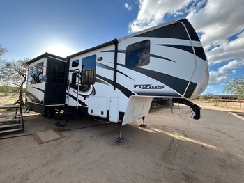 Thumbnail of RV
