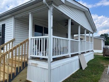 Thumbnail of mobile home