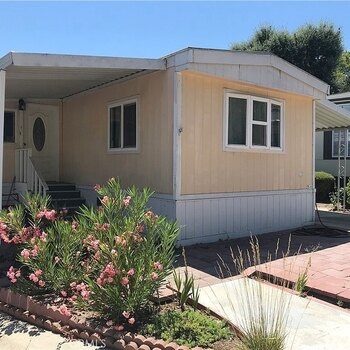 Thumbnail of mobile home