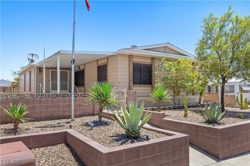 Thumbnail of mobile home