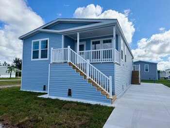 Thumbnail of mobile home