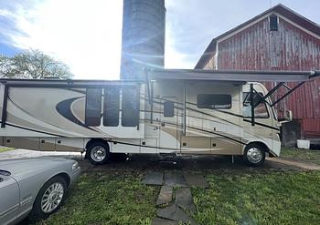 Thumbnail of RV