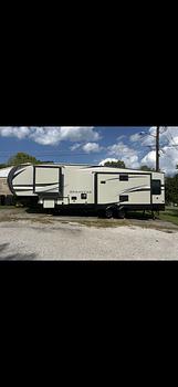 Thumbnail of RV
