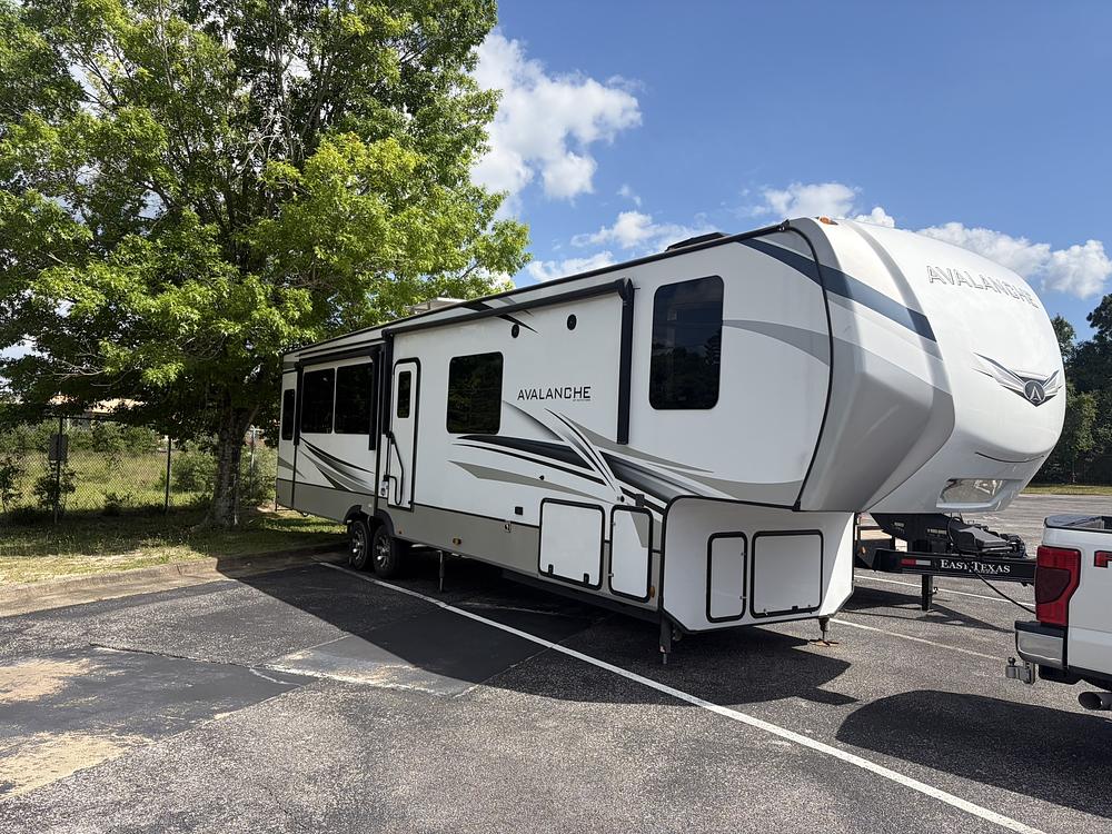 Photo of Rv