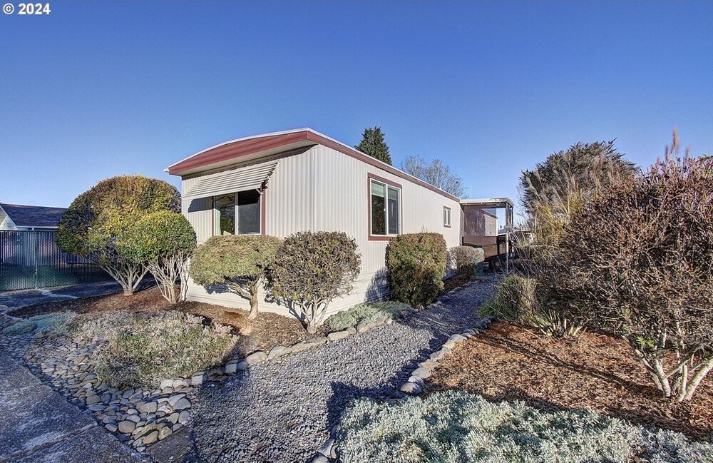 Photo of Mobile Home