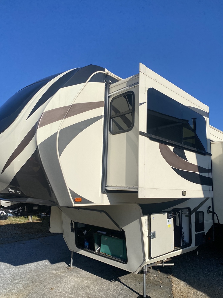 Photo of Rv