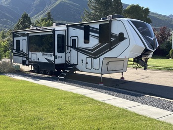 Thumbnail of RV