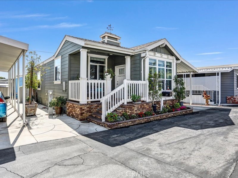 Photo of Mobile Home