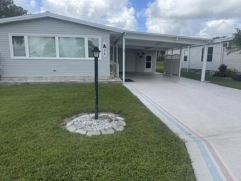 Thumbnail of mobile home