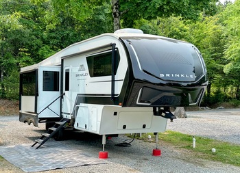Thumbnail of RV
