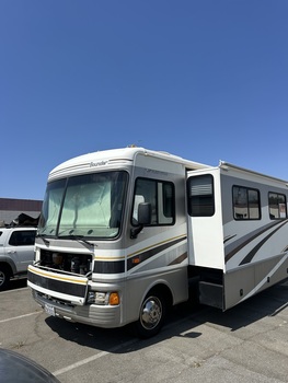 Thumbnail of RV