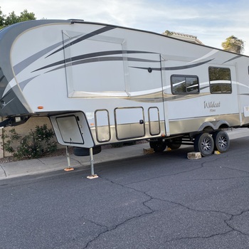 Thumbnail of RV