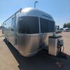 RV for Sale: 2017 INTERNATIONAL 27FBQ