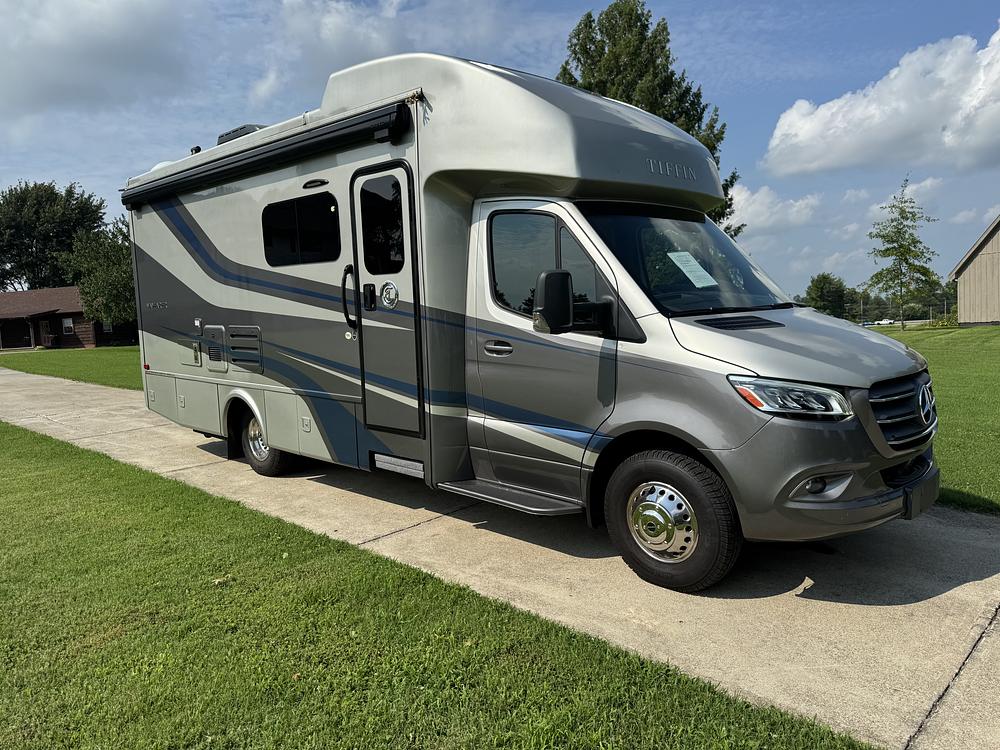 Photo of Rv