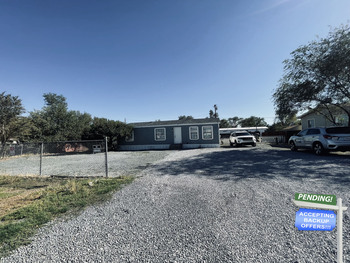 Thumbnail of mobile home