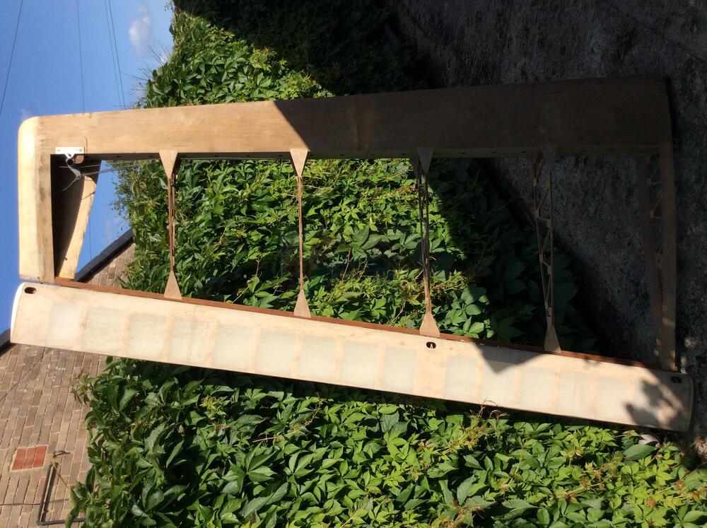 64b81464-4acf-11f0-87ea-b4e35605155b