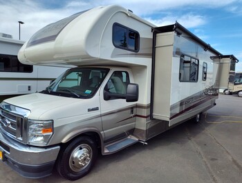Thumbnail of RV