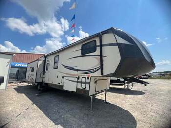 Thumbnail of RV
