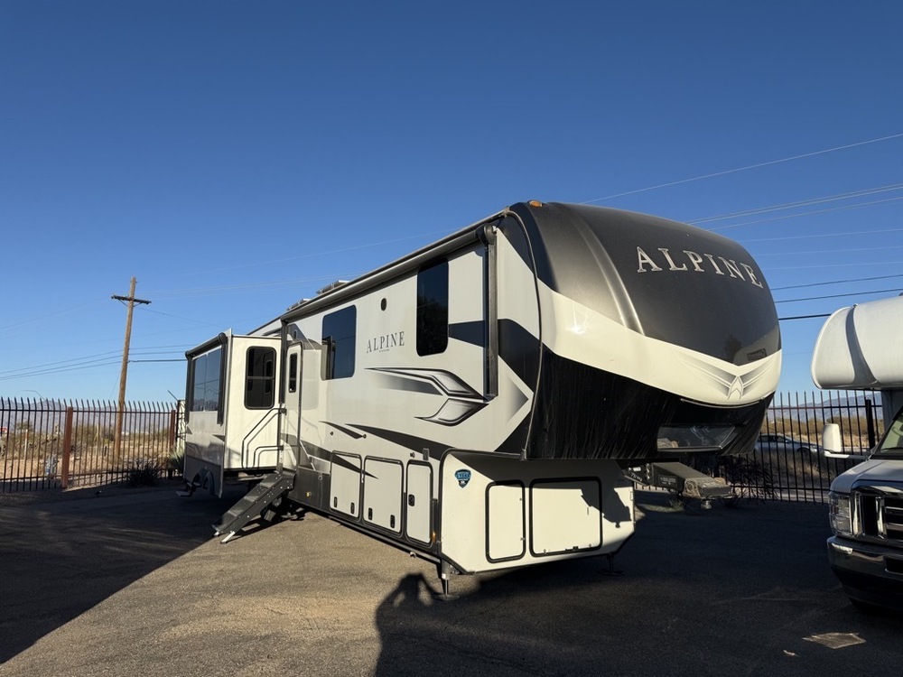 Photo of Rv