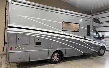 Thumbnail of RV