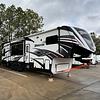 RV for Sale: 2016 MOMENTUM 380TH