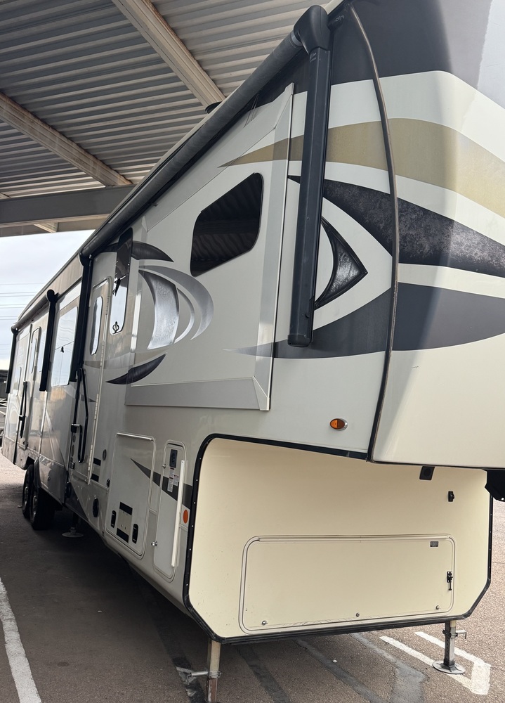 Photo of Rv