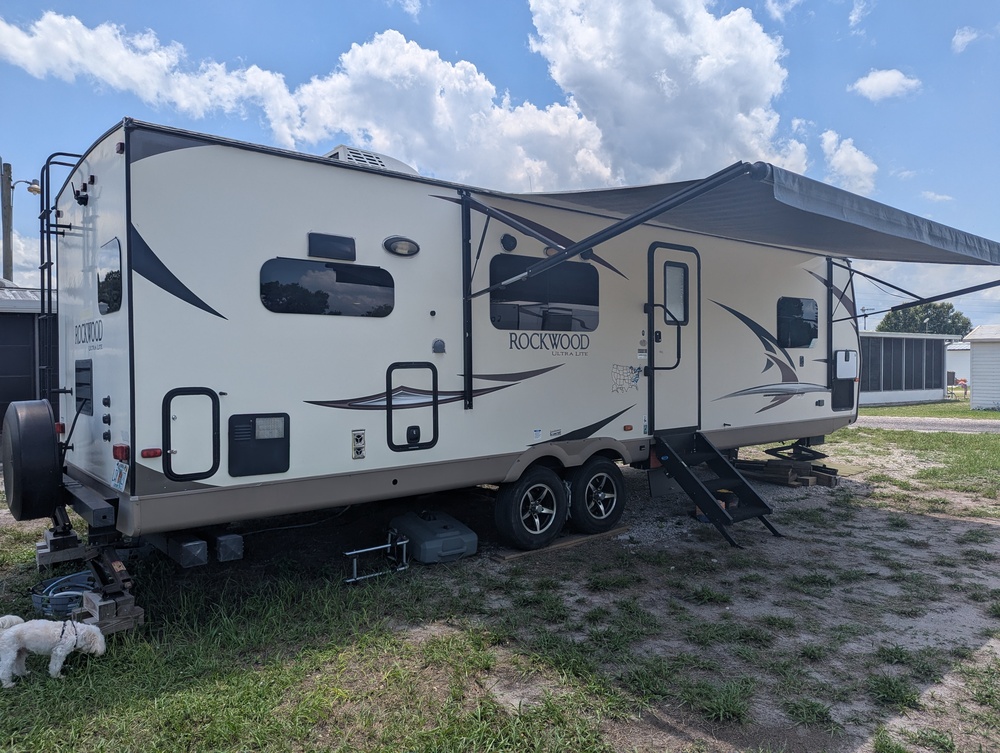 Photo of Rv