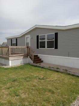 Thumbnail of mobile home