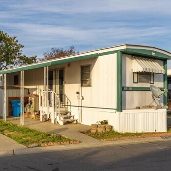 Thumbnail of mobile home