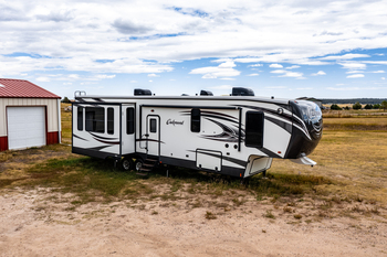 Thumbnail of RV