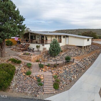Thumbnail of mobile home