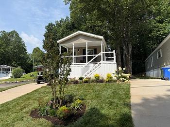 Thumbnail of mobile home