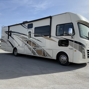 Thumbnail of RV