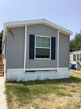 Thumbnail of mobile home