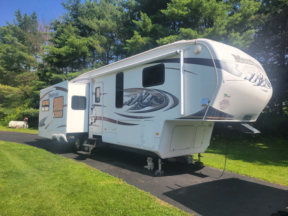 Photo of Rv