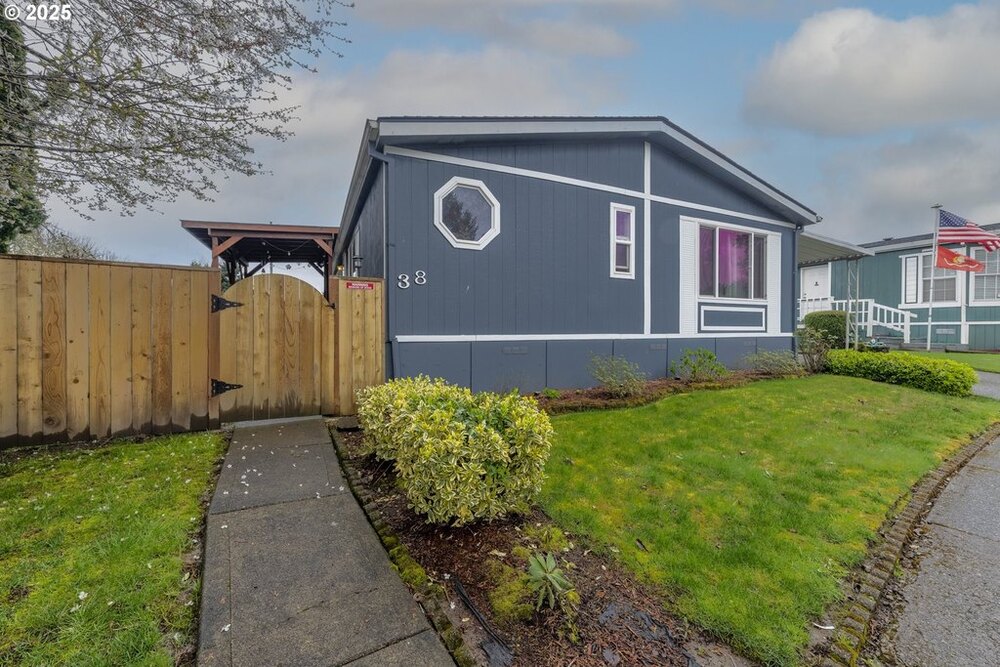 Photo of Mobile Home