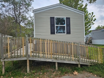 Thumbnail of mobile home