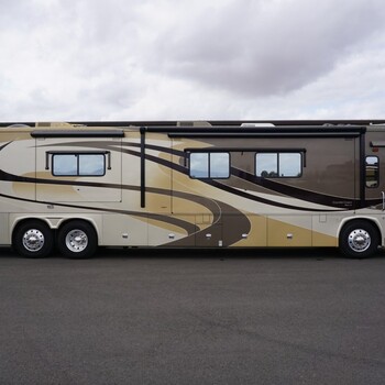 Thumbnail of RV