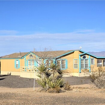 Thumbnail of mobile home