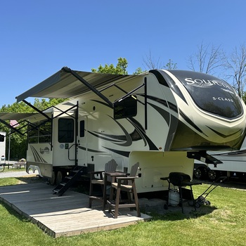 Photo of Rv