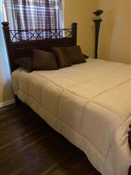 Photo of Great deal home comes with furniture and applicances