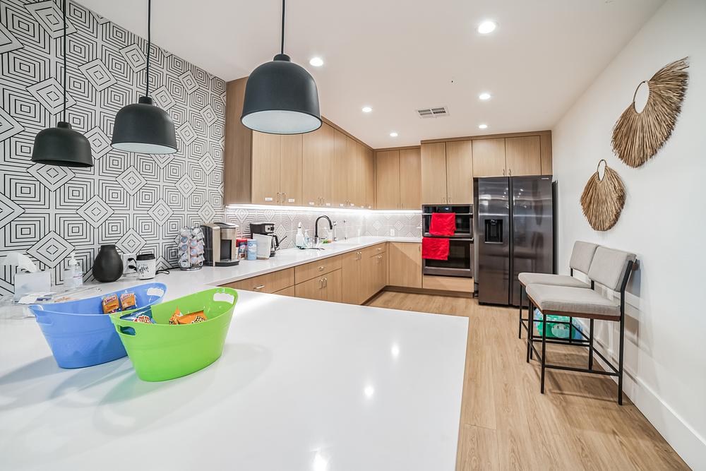 2048x1365 2050 S Magic Way  Henderson  NV 89002  USA SatApr2720241714193453328.JPG